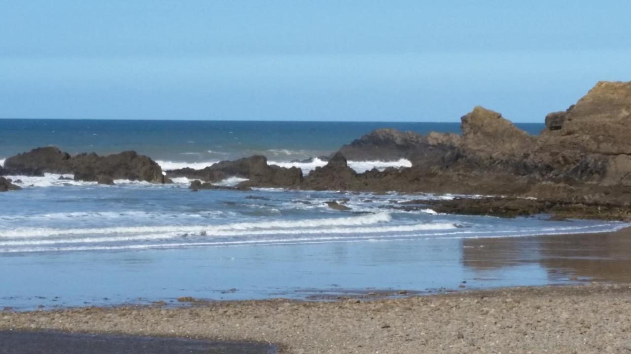 Stones Throw Cornwall Bude