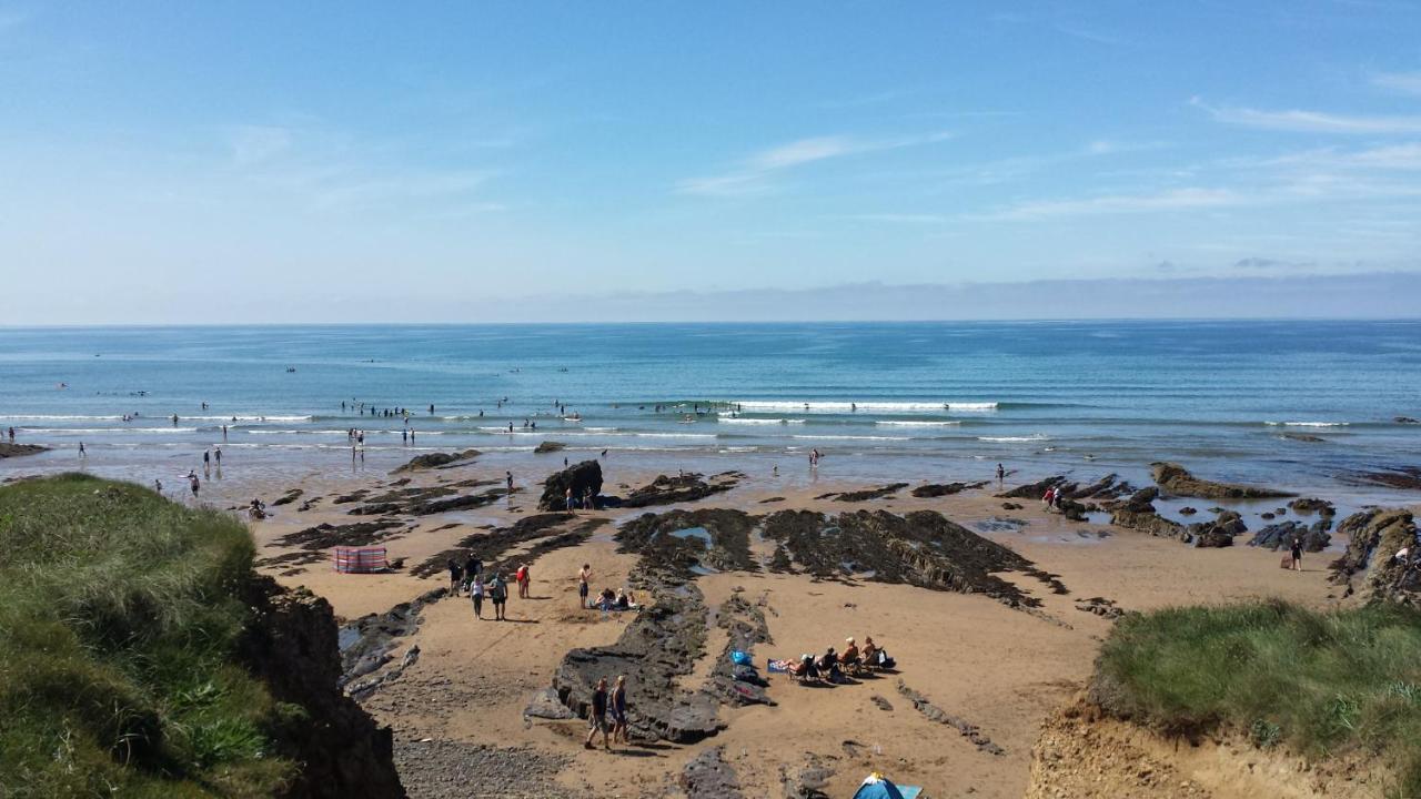 Stones Throw Cornwall Апартаменты Буде
