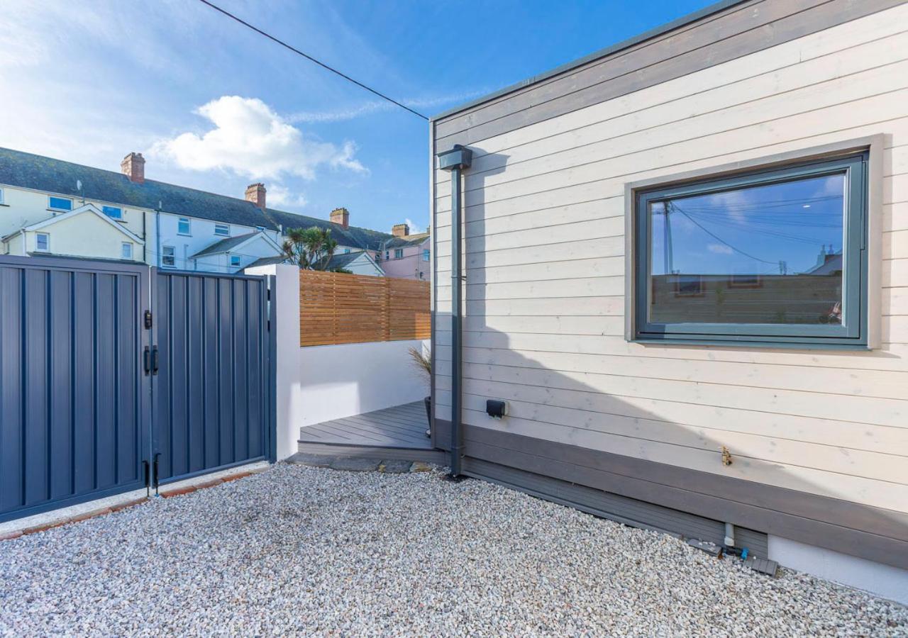 Stones Throw Cornwall *