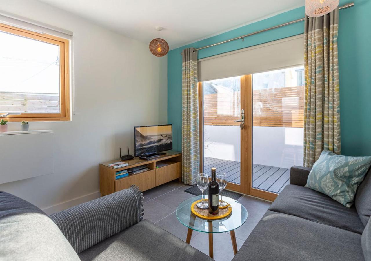 Stones Throw Cornwall Апартаменты